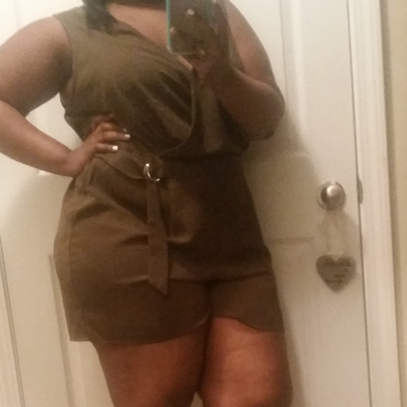 Olive Romper - Picture 4 of 4